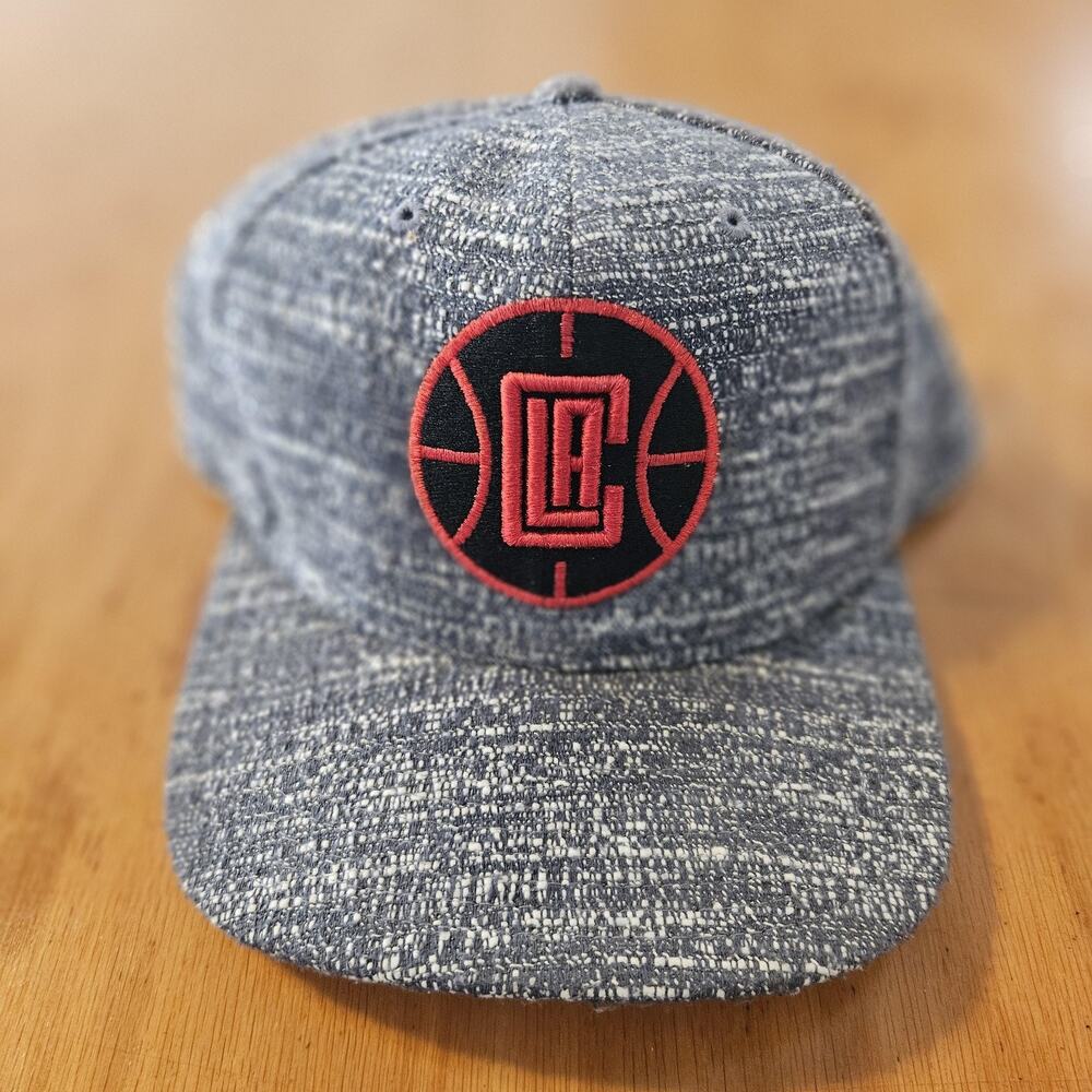 Los Angeles Clippers Hat Cap Snap Back Mens Gray Red NBA Basketball Heathered